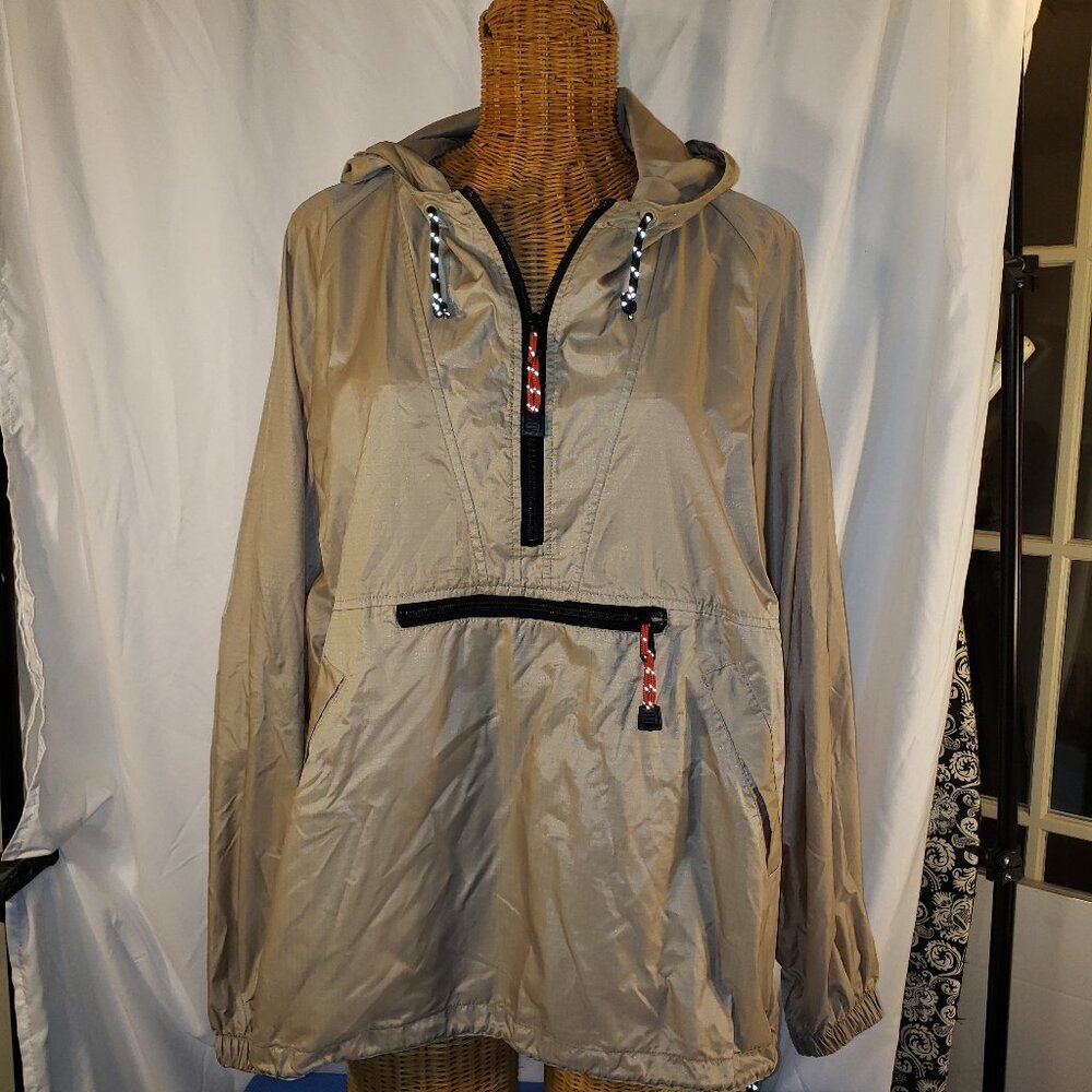 Men's GAP Tan hooded Raincoat/Windbreaker w/Zippered Pockets - M